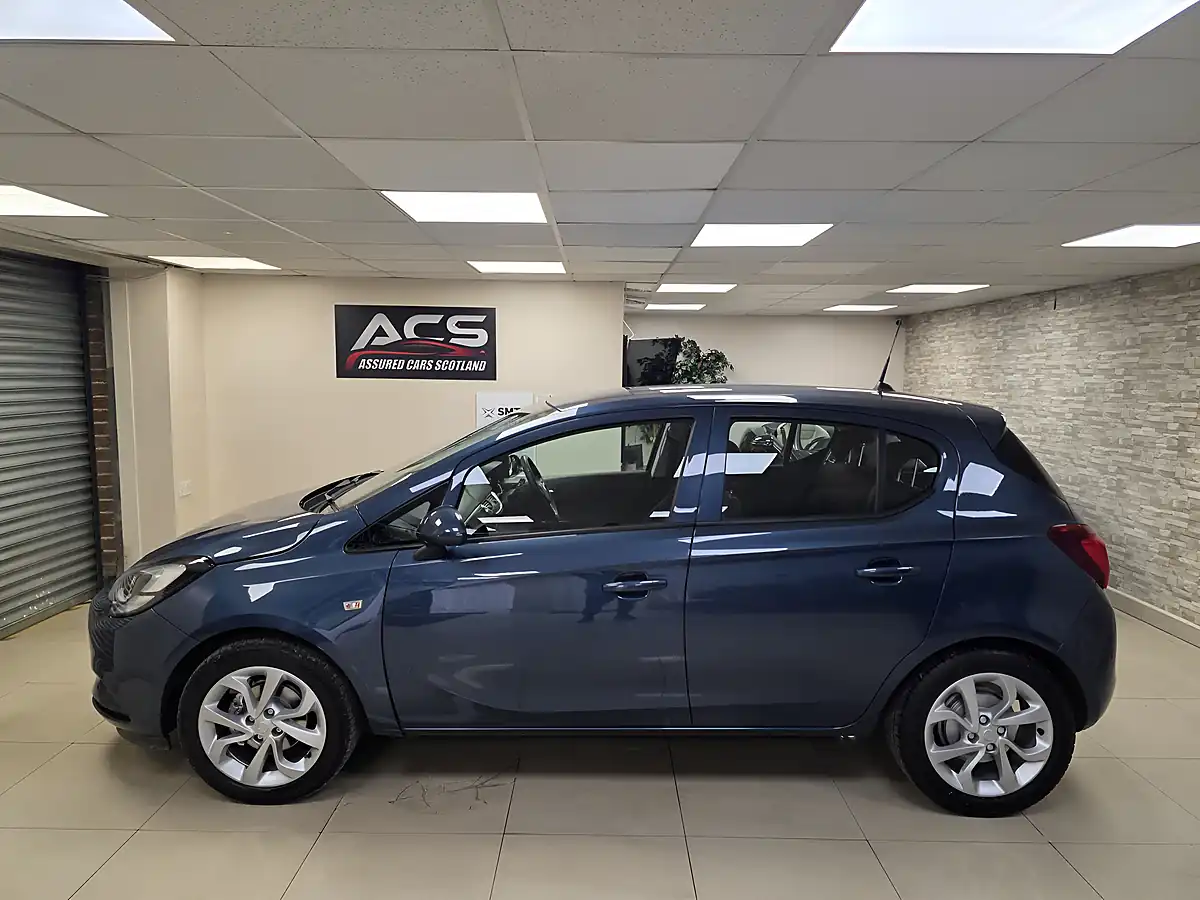 Used 2015 Vauxhall Corsa Excite Blue - Interior and Exterior details 6