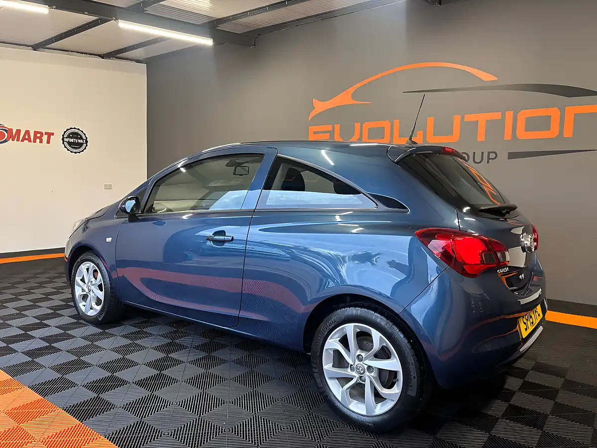 Used 2015 Vauxhall Corsa Excite Blue - Interior and Exterior details 3