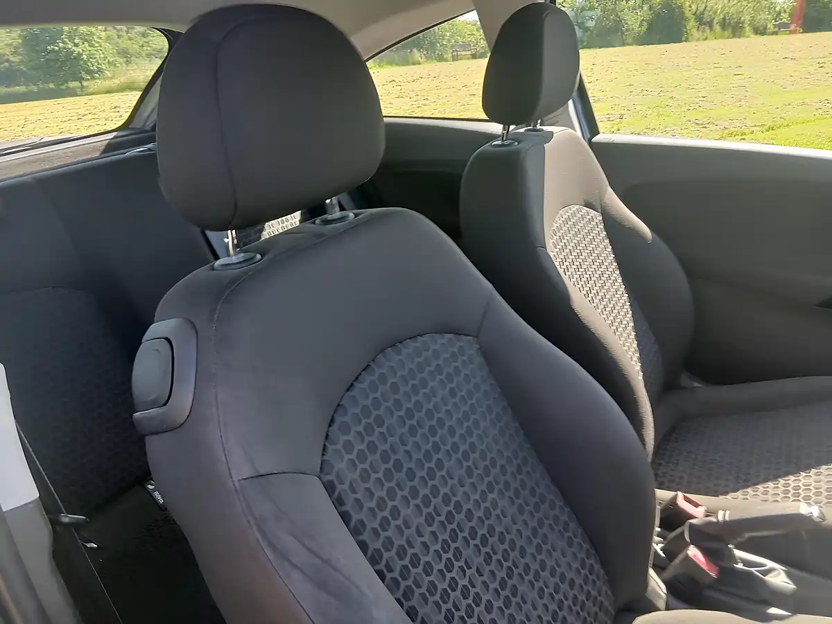 Used 2015 Vauxhall Corsa Excite Grey - Interior and Exterior details 11