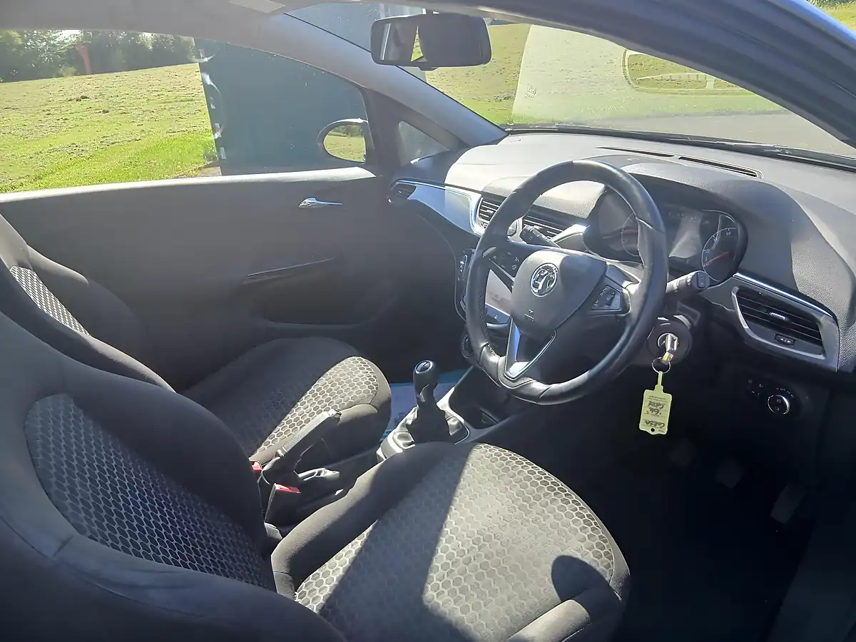 Used 2015 Vauxhall Corsa Excite Grey - Interior and Exterior details 12