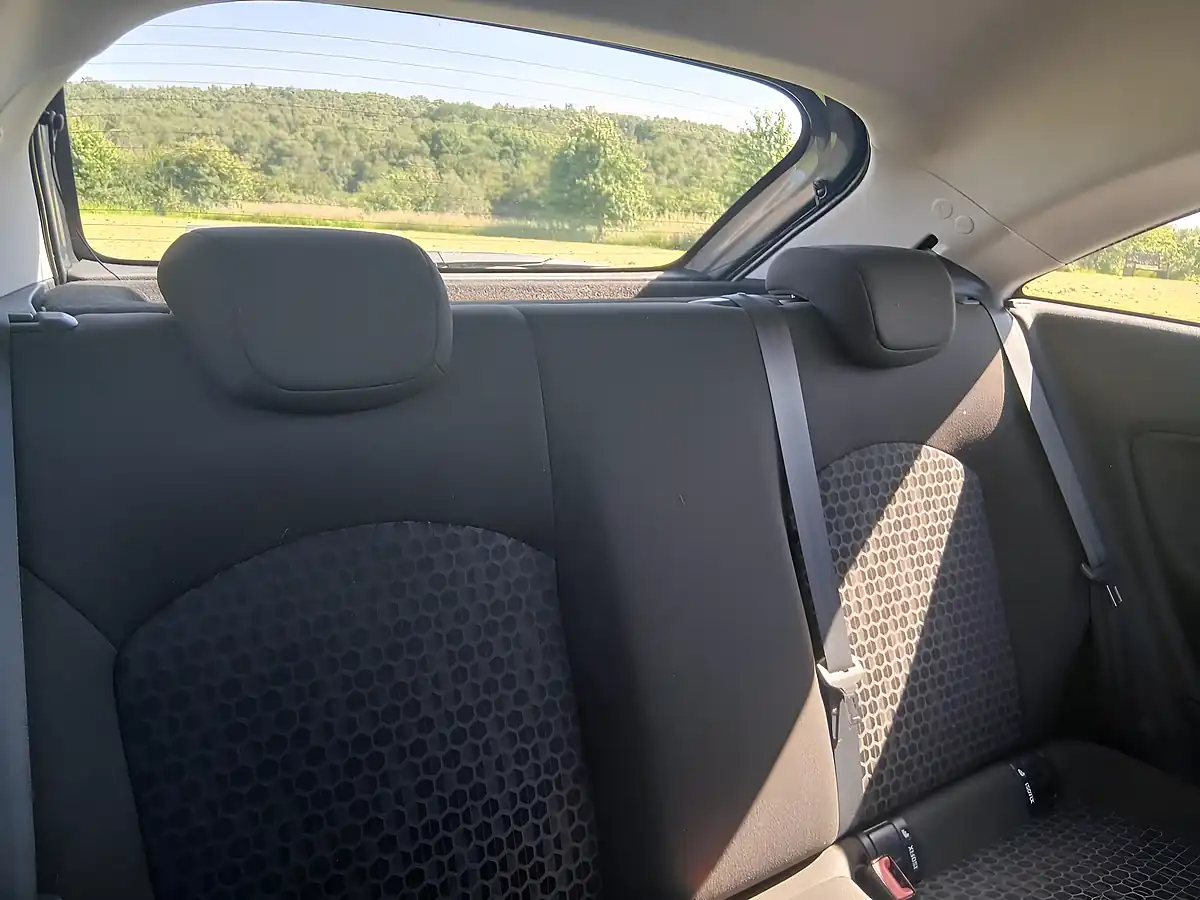 Used 2015 Vauxhall Corsa Excite Grey - Interior and Exterior details 13