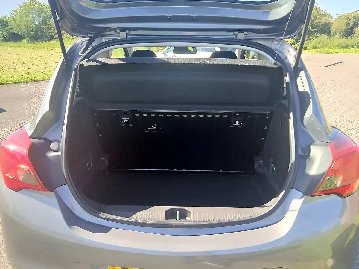 Used 2015 Vauxhall Corsa Excite Grey - Interior and Exterior details 16