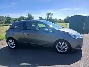 Used 2015 Vauxhall Corsa Excite Grey - Interior and Exterior details 3