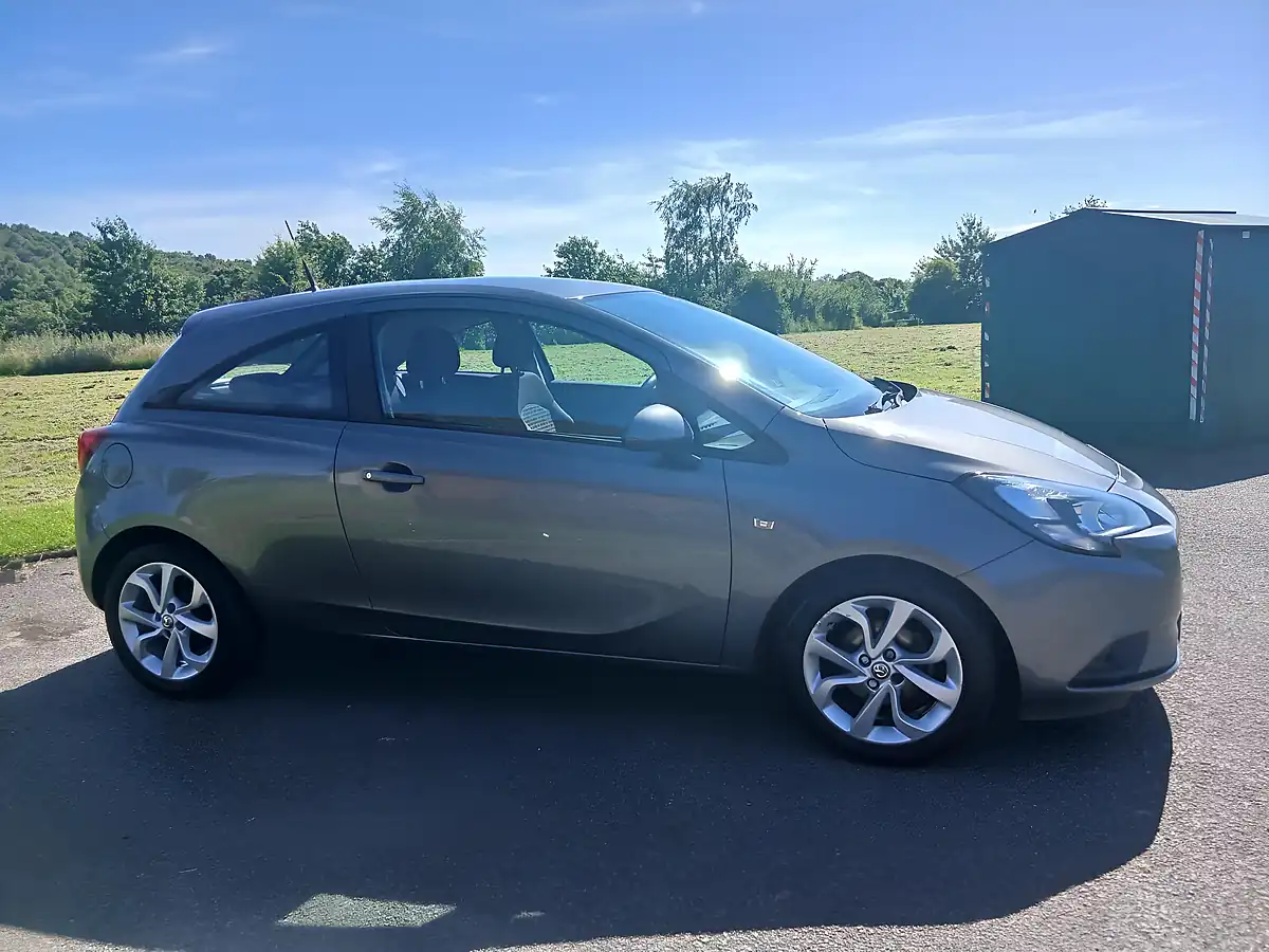 Used 2015 Vauxhall Corsa Excite Grey - Interior and Exterior details 3