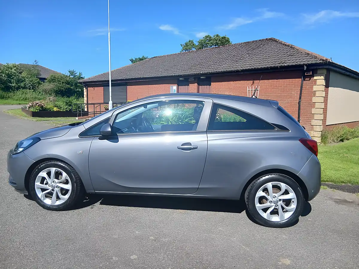 Used 2015 Vauxhall Corsa Excite Grey - Interior and Exterior details 6