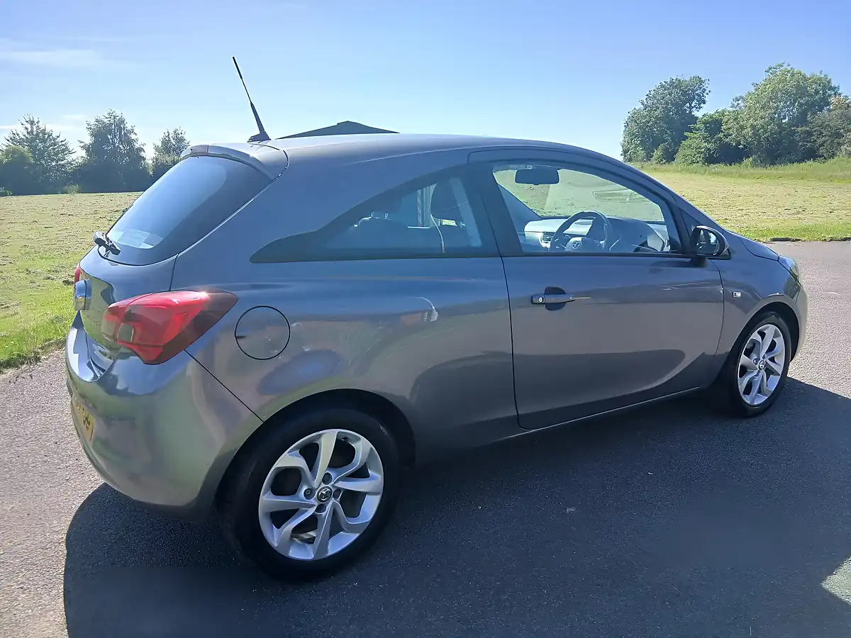 Used 2015 Vauxhall Corsa Excite Grey - Interior and Exterior details 7