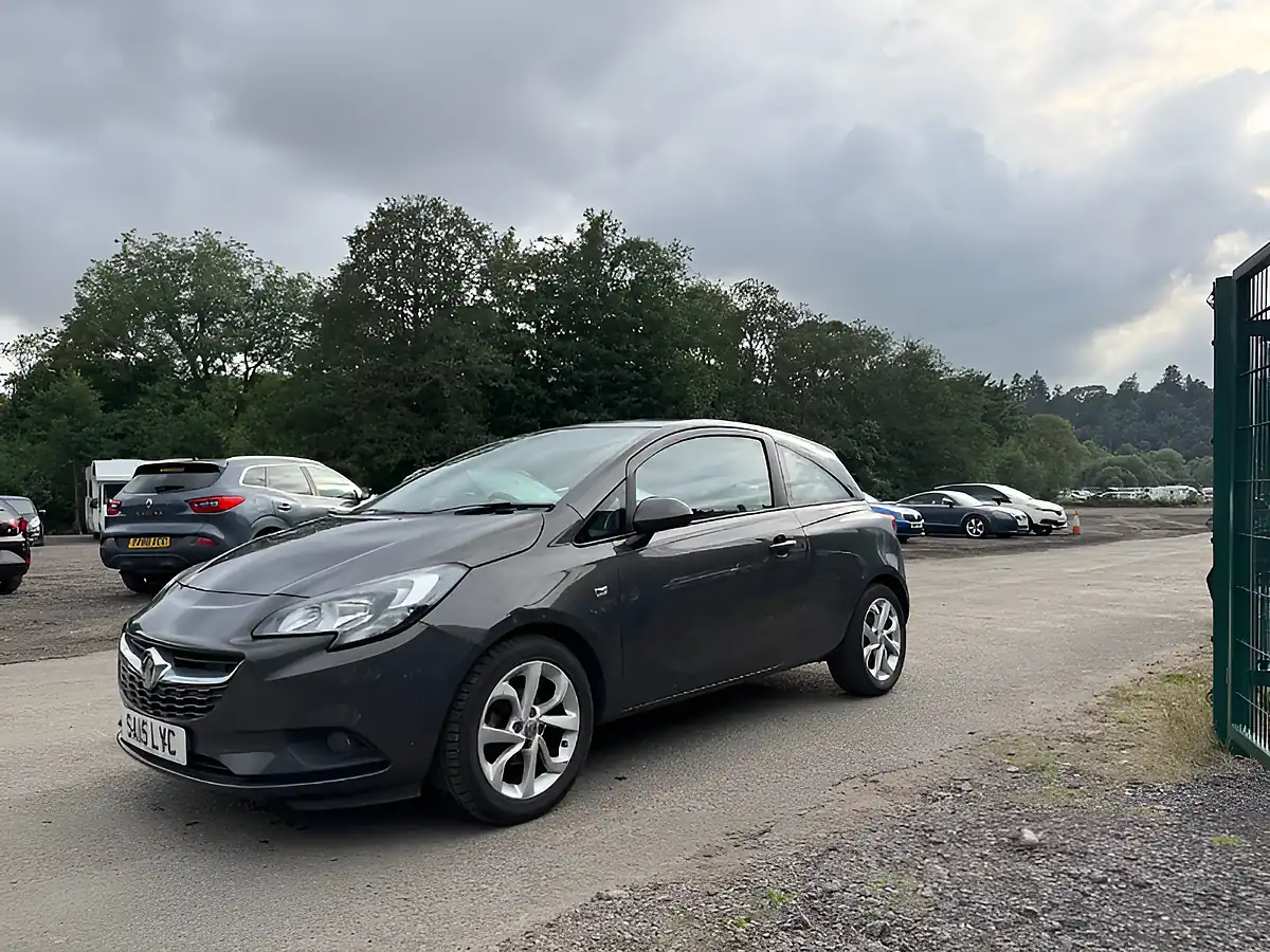Used 2015 Vauxhall Corsa Excite Grey - Interior and Exterior details 4