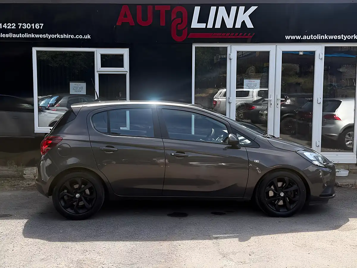 Used 2015 Vauxhall Corsa Excite Grey - Interior and Exterior details 2