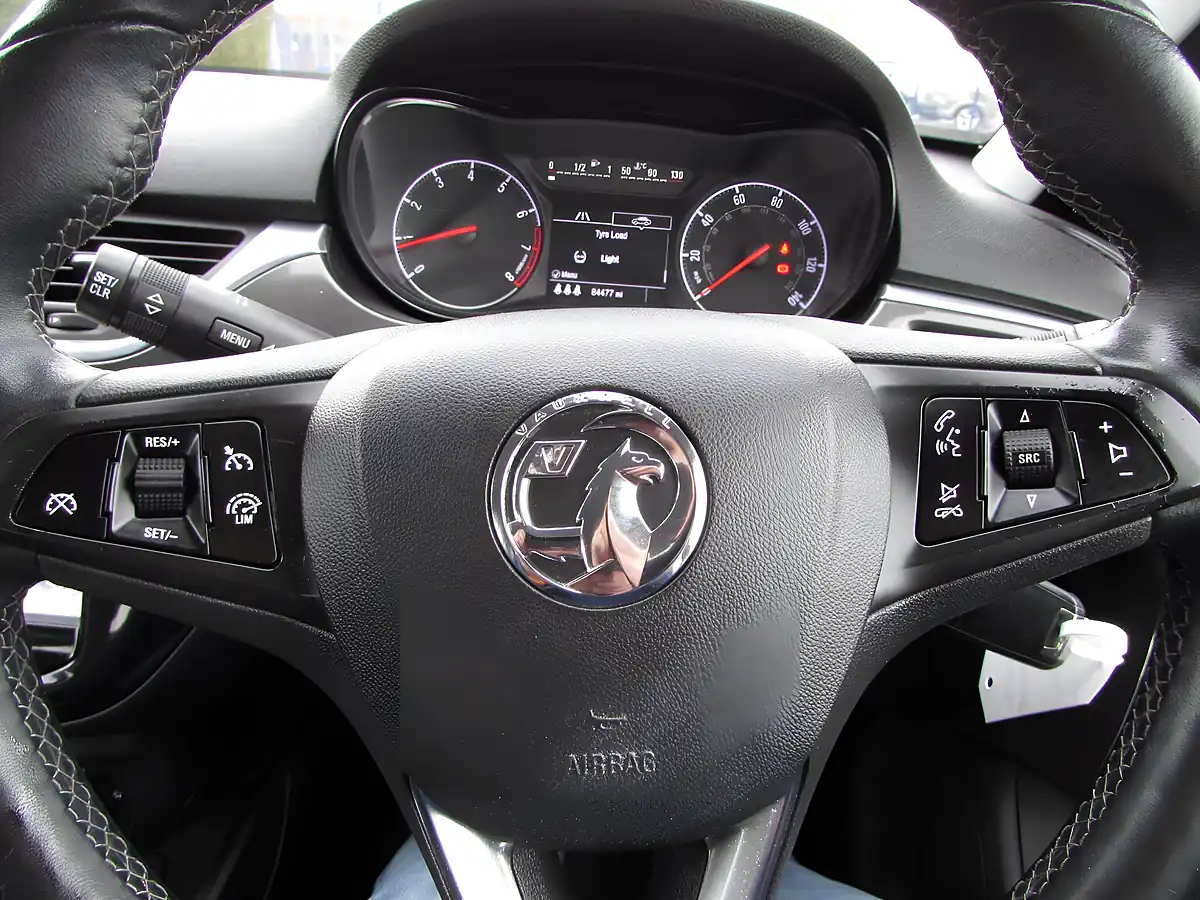 Used 2015 Vauxhall Corsa Excite Grey - Interior and Exterior details 13