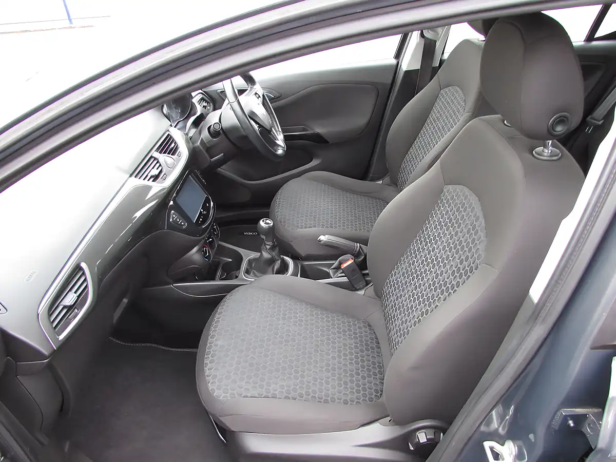 Used 2015 Vauxhall Corsa Excite Grey - Interior and Exterior details 9