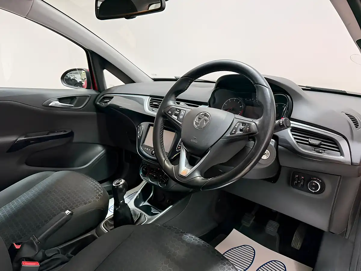 Used 2015 Vauxhall Corsa Excite Red - Interior and Exterior details 13