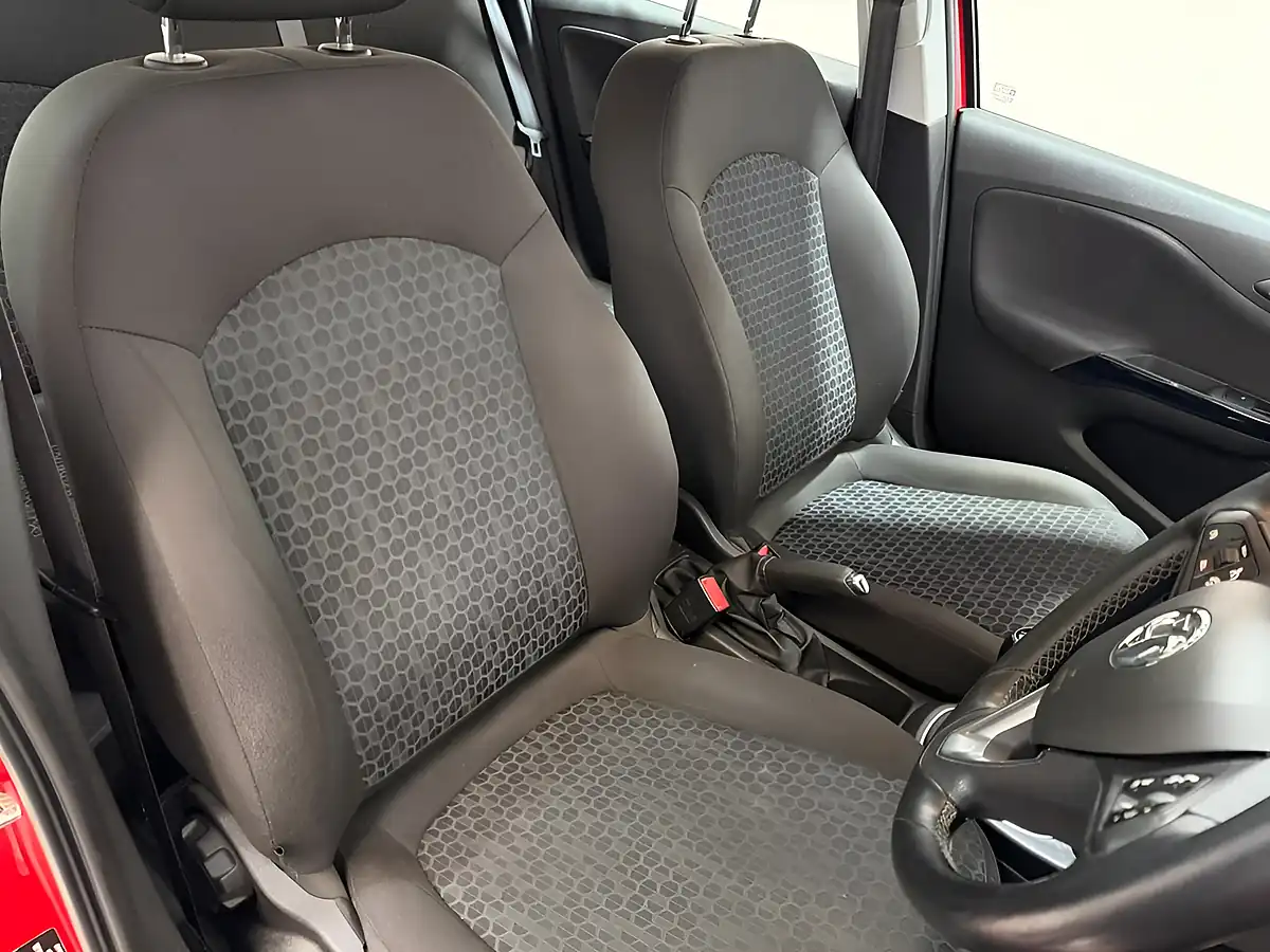 Used 2015 Vauxhall Corsa Excite Red - Interior and Exterior details 14