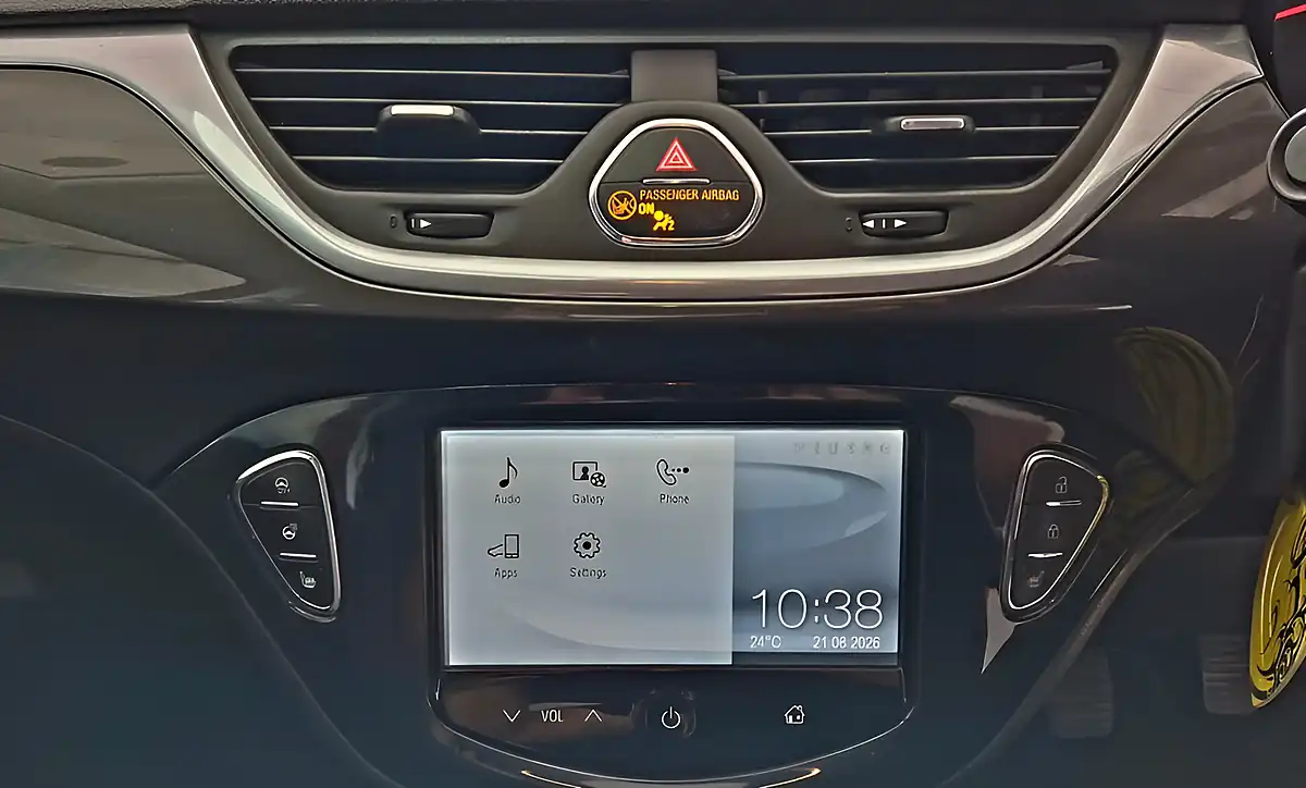 Used 2015 Vauxhall Corsa Excite Red - Interior and Exterior details 14