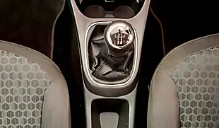 Used 2015 Vauxhall Corsa Excite Red - Interior and Exterior details 15