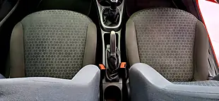 Used 2015 Vauxhall Corsa Excite Red - Interior and Exterior details 18