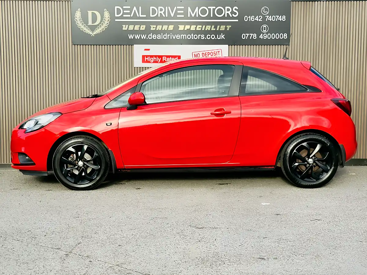 Used 2015 Vauxhall Corsa Excite Red - Interior and Exterior details 4