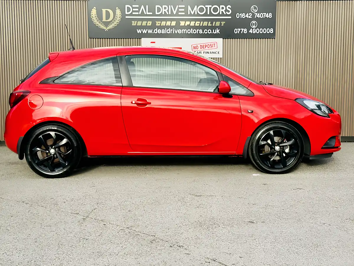 Used 2015 Vauxhall Corsa Excite Red - Interior and Exterior details 8