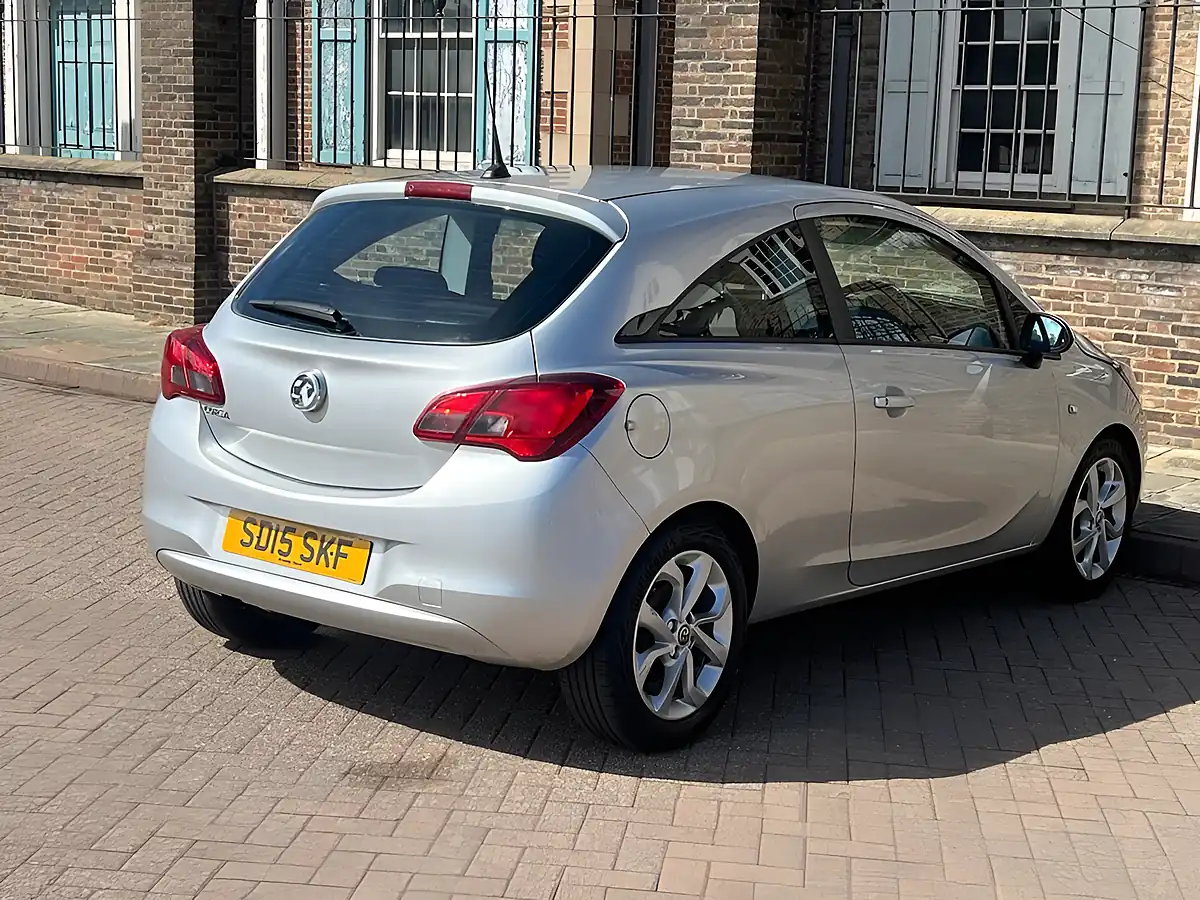Used 2015 Vauxhall Corsa Excite Silver - Interior and Exterior details 12