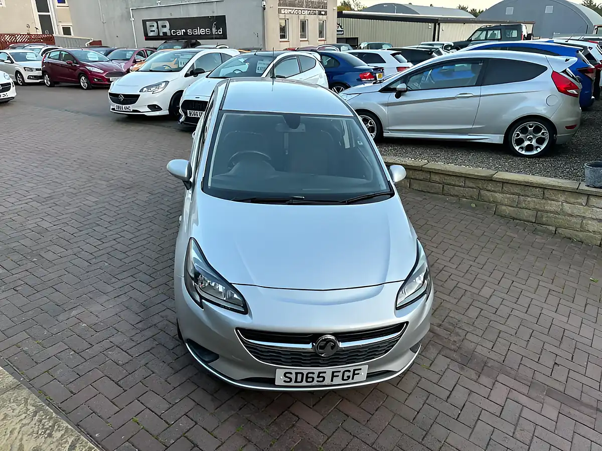 Used 2015 Vauxhall Corsa Excite Silver - Interior and Exterior details 10