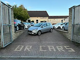Used 2015 Vauxhall Corsa Excite Silver - Interior and Exterior details 3