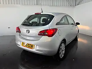 Used 2015 Vauxhall Corsa Excite Silver - Interior and Exterior details 13