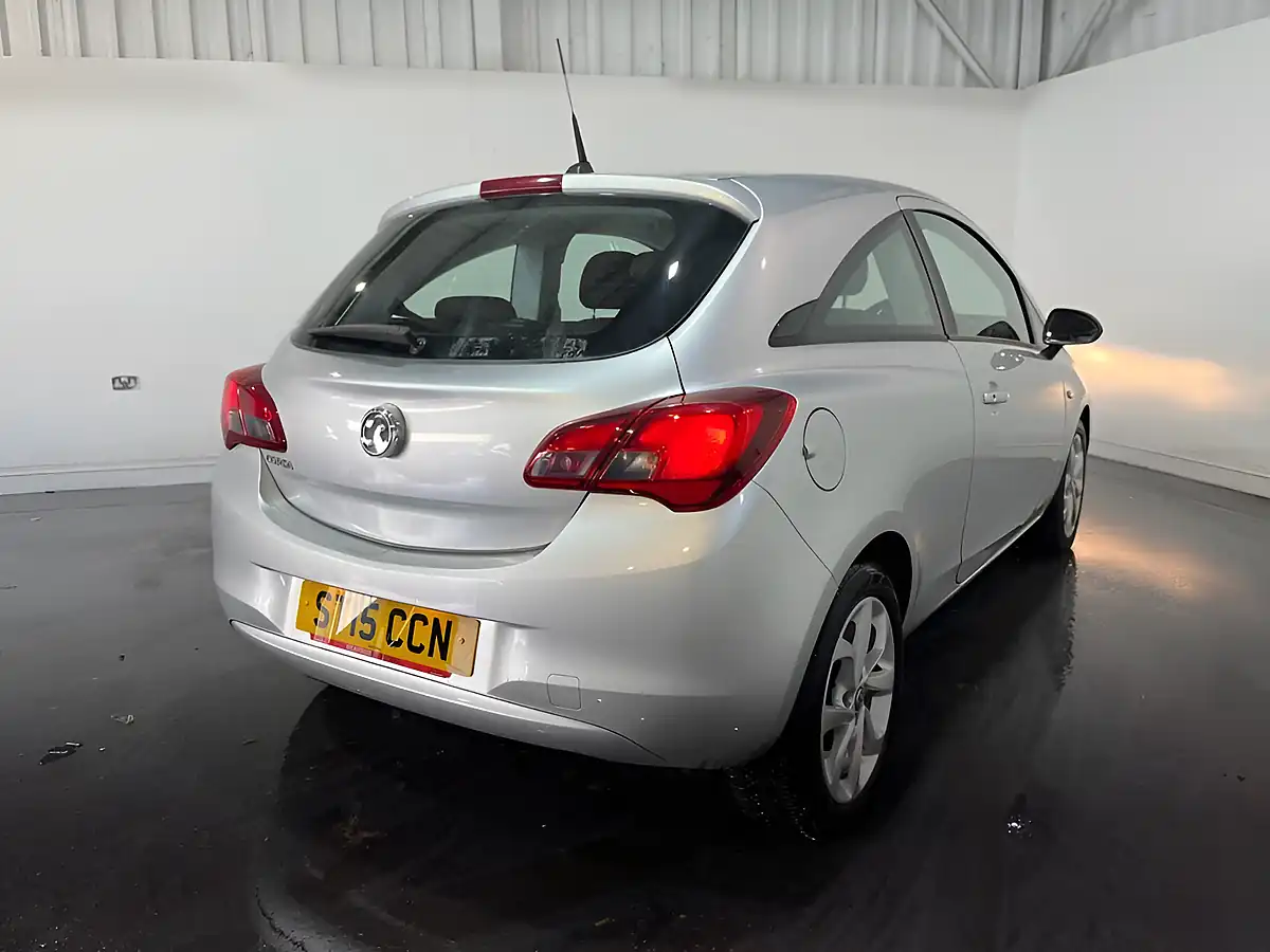 Used 2015 Vauxhall Corsa Excite Silver - Interior and Exterior details 13