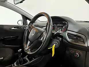 Used 2015 Vauxhall Corsa Excite Silver - Interior and Exterior details 17