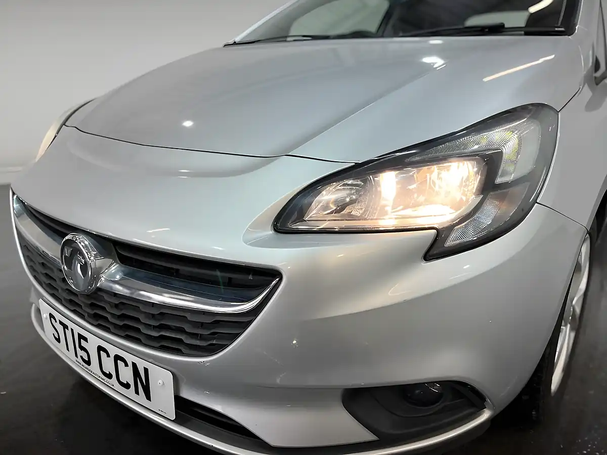 Used 2015 Vauxhall Corsa Excite Silver - Interior and Exterior details 4