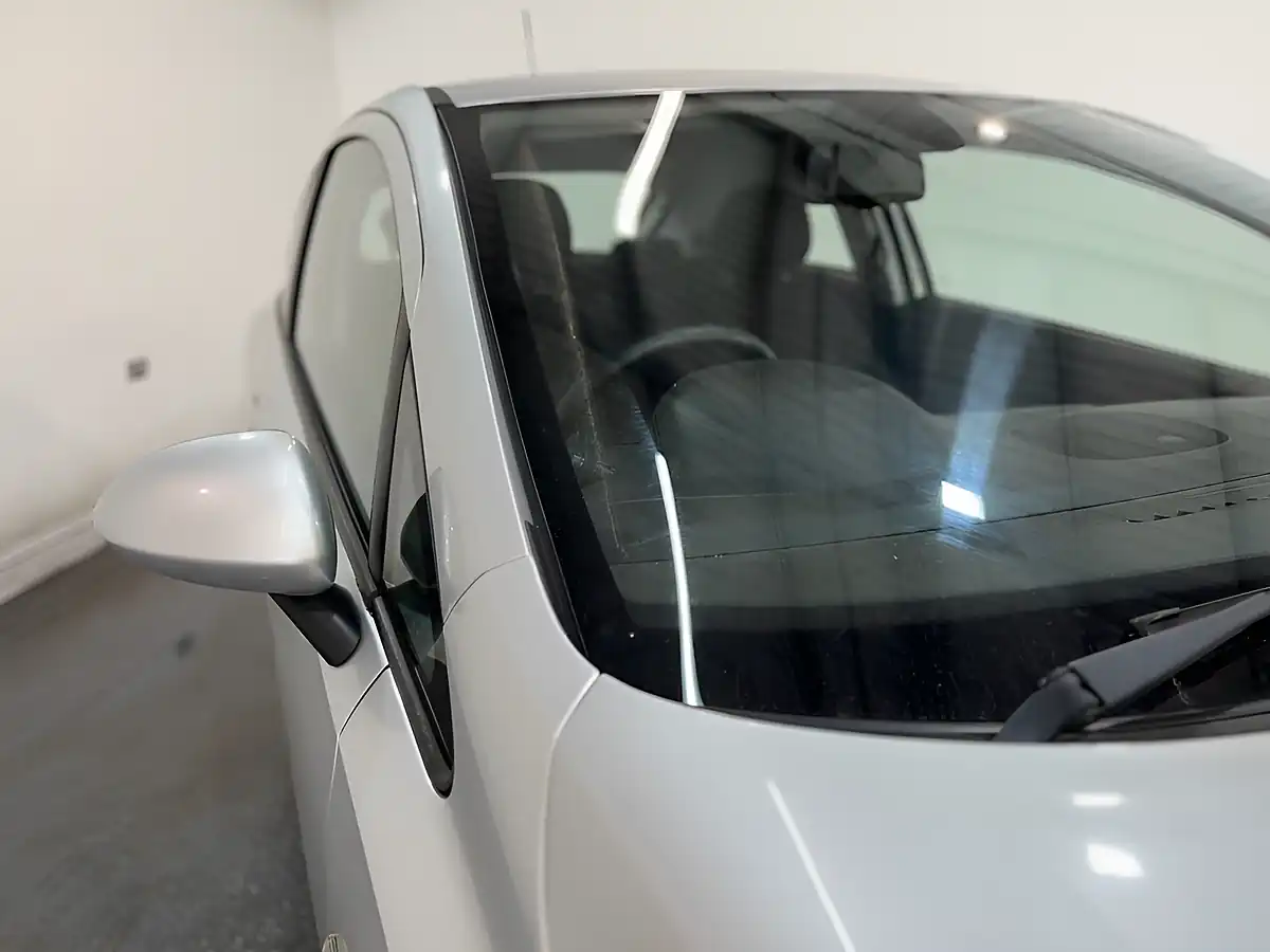 Used 2015 Vauxhall Corsa Excite Silver - Interior and Exterior details 6