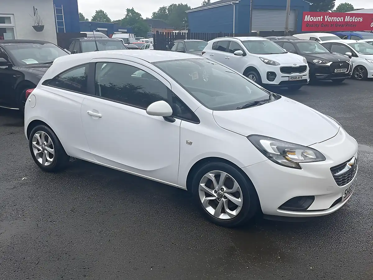 Used 2015 Vauxhall Corsa Excite White - Interior and Exterior details 10