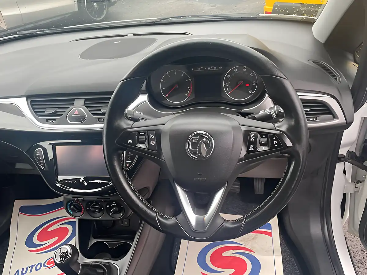 Used 2015 Vauxhall Corsa Excite White - Interior and Exterior details 16