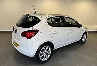 Used 2015 Vauxhall Corsa Excite White - Interior and Exterior details 3