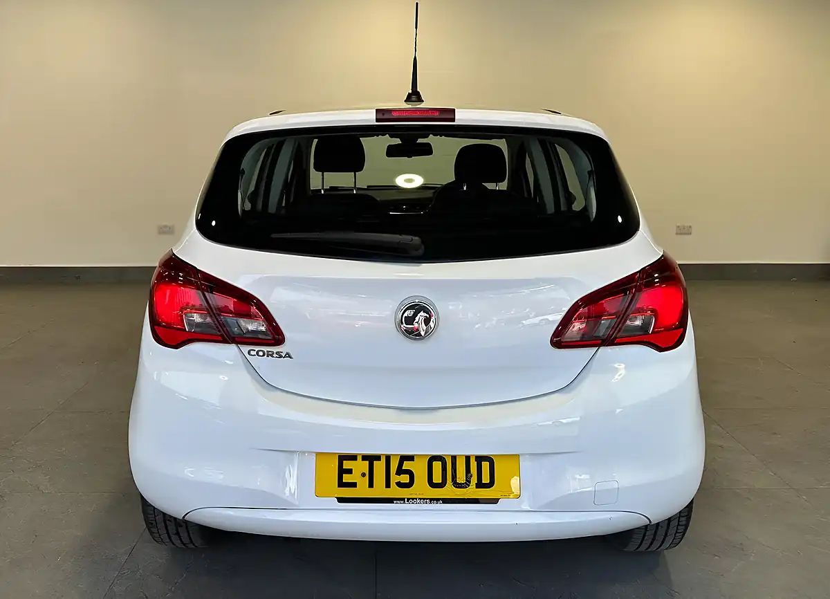 Used 2015 Vauxhall Corsa Excite White - Interior and Exterior details 4