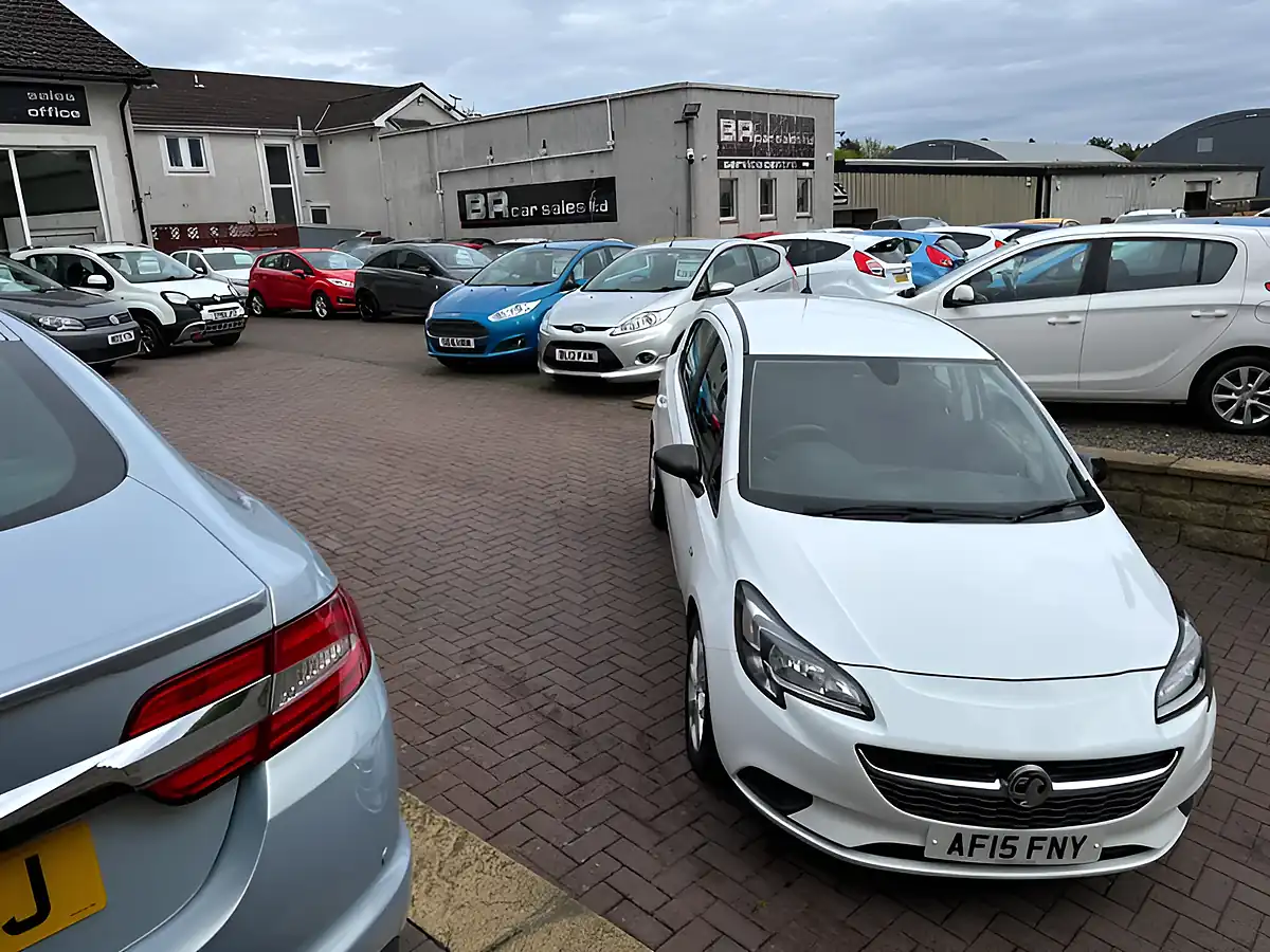 Used 2015 Vauxhall Corsa Excite White - Interior and Exterior details 15