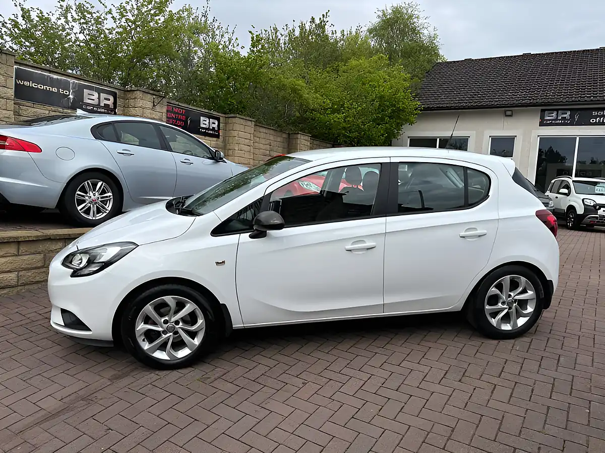 Used 2015 Vauxhall Corsa Excite White - Interior and Exterior details 6