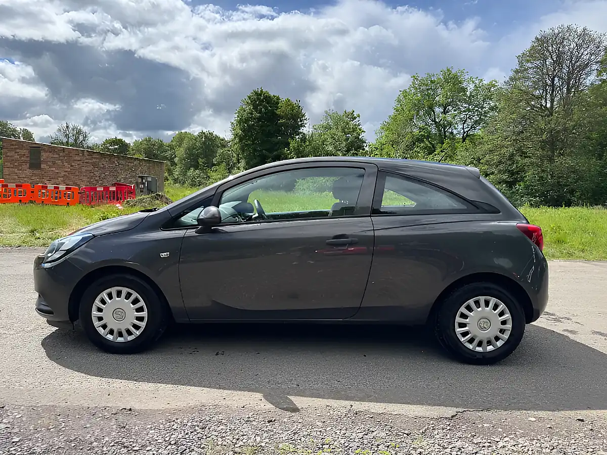 Used 2015 Vauxhall Corsa Life Grey - Interior and Exterior details 4