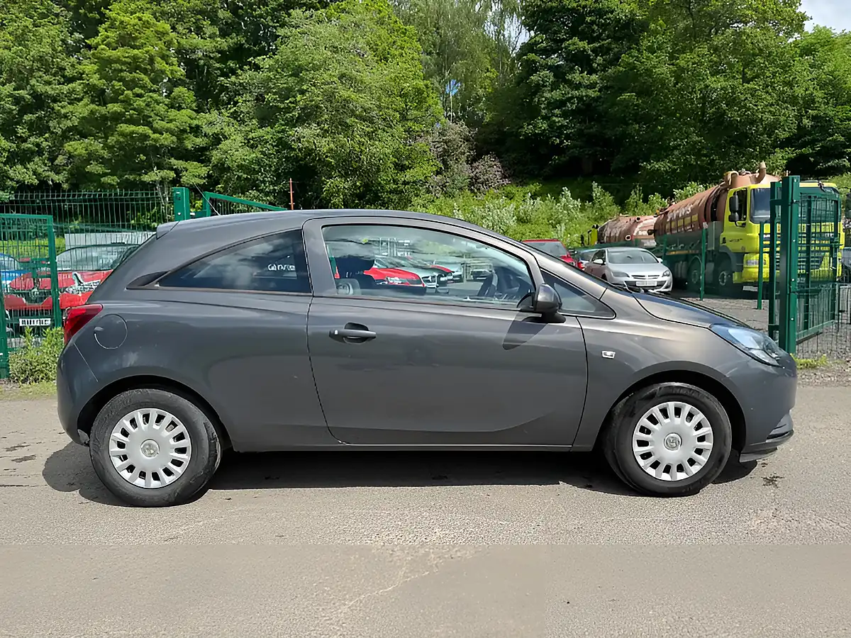 Used 2015 Vauxhall Corsa Life Grey - Interior and Exterior details 8