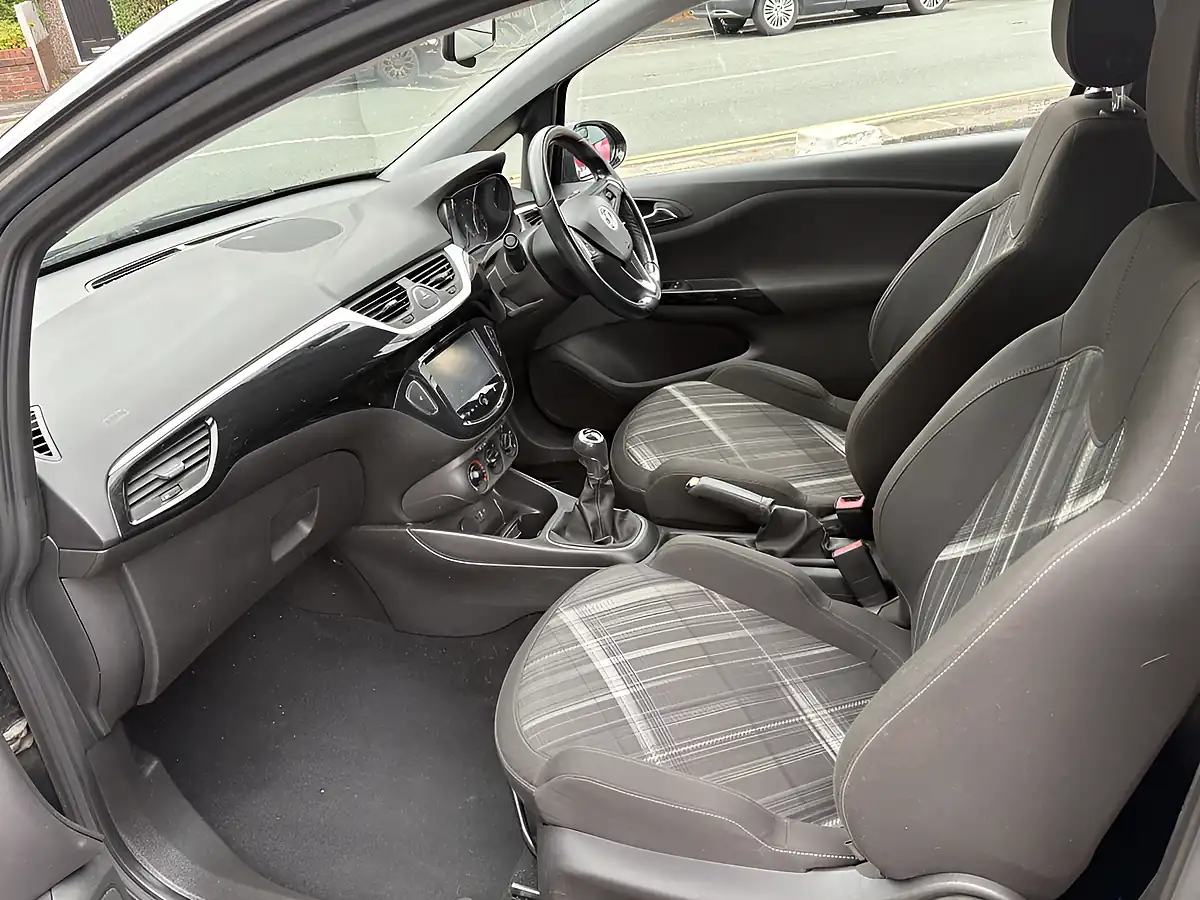 Used 2015 Vauxhall Corsa Limited Edition 3DR Black - Interior and Exterior details 4