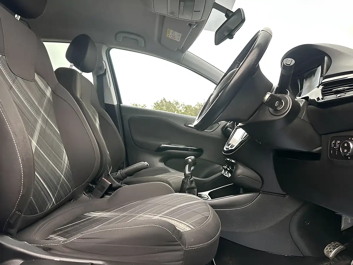 Used 2015 Vauxhall Corsa Limited Edition Black - Interior and Exterior details 5