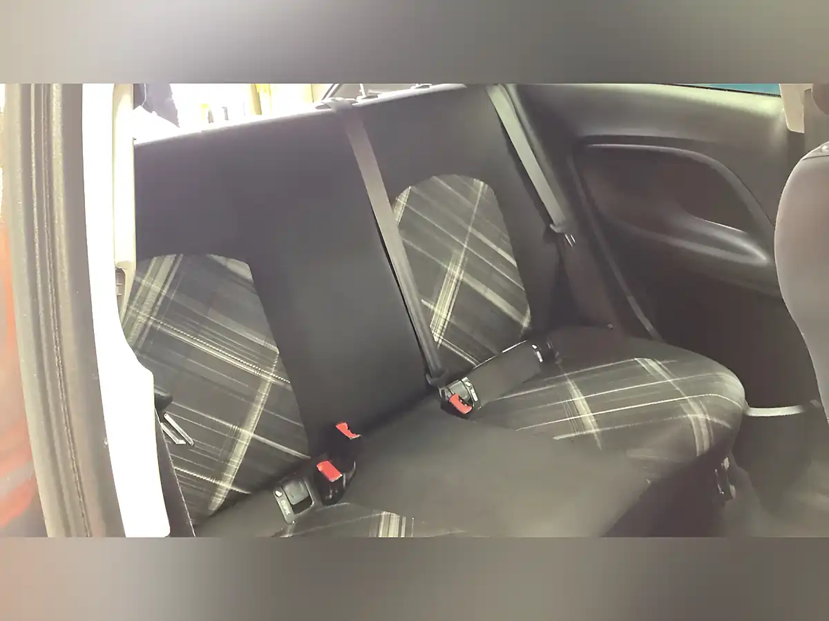 Used 2015 Vauxhall Corsa Limited Edition Grey - Interior and Exterior details 8