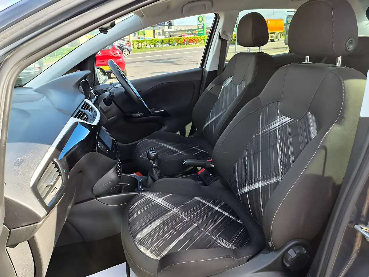 Used 2015 Vauxhall Corsa Limited Edition Grey - Interior and Exterior details 17