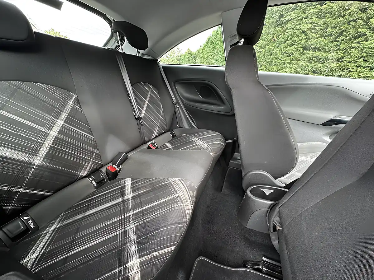 Used 2015 Vauxhall Corsa Limited Edition Grey - Interior and Exterior details 16