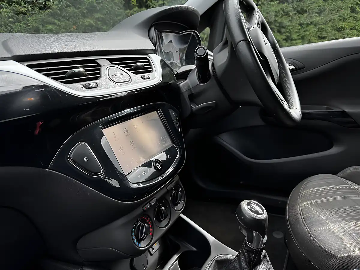Used 2015 Vauxhall Corsa Limited Edition Grey - Interior and Exterior details 19