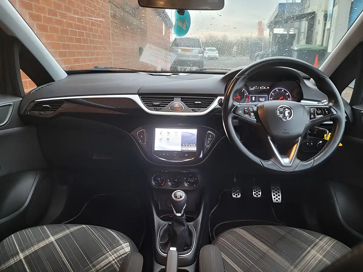 Used 2015 Vauxhall Corsa Limited Edition Grey - Interior and Exterior details 19