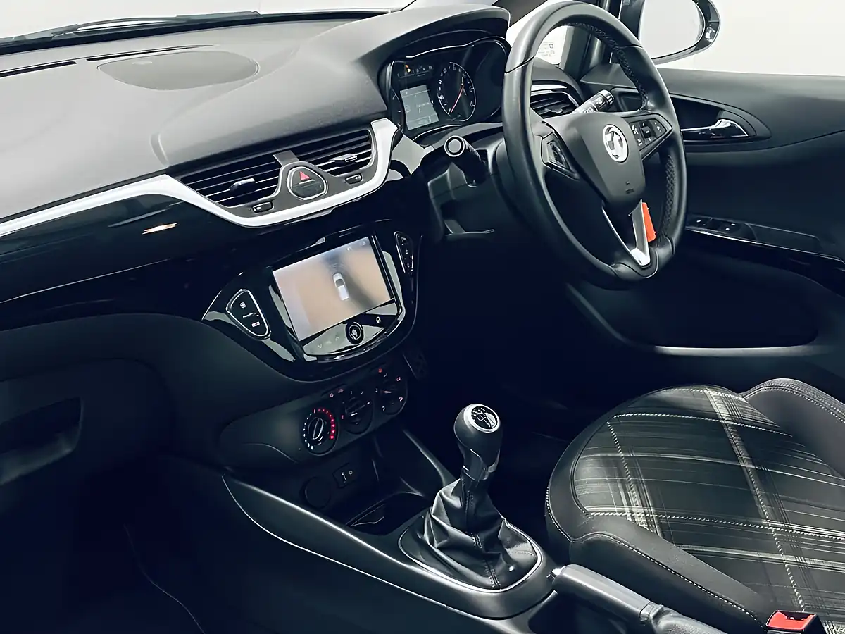 Used 2015 Vauxhall Corsa Limited Edition Silver - Interior and Exterior details 6