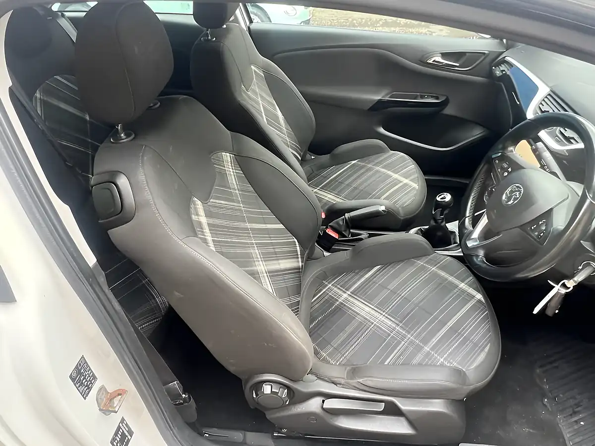 Used 2015 Vauxhall Corsa Limited Edition White - Interior and Exterior details 12