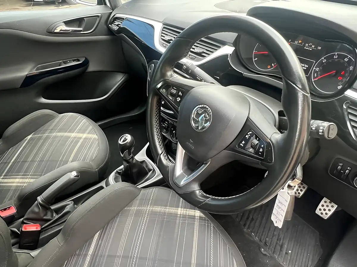 Used 2015 Vauxhall Corsa Limited Edition White - Interior and Exterior details 20