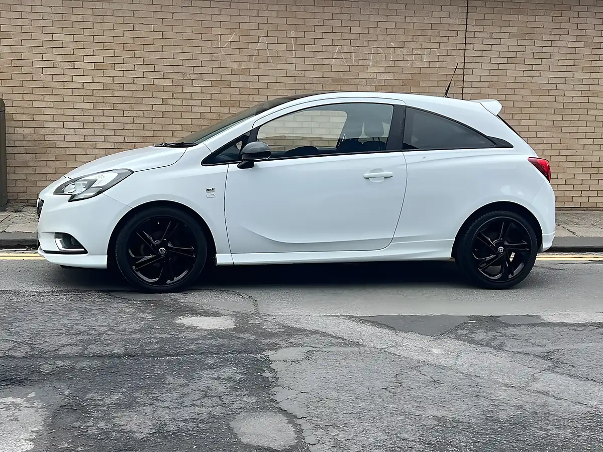 Used 2015 Vauxhall Corsa Limited Edition White - Interior and Exterior details 8