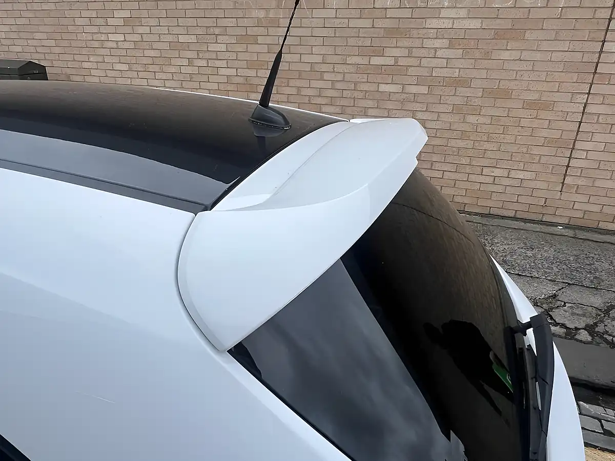 Used 2015 Vauxhall Corsa Limited Edition White - Interior and Exterior details 9
