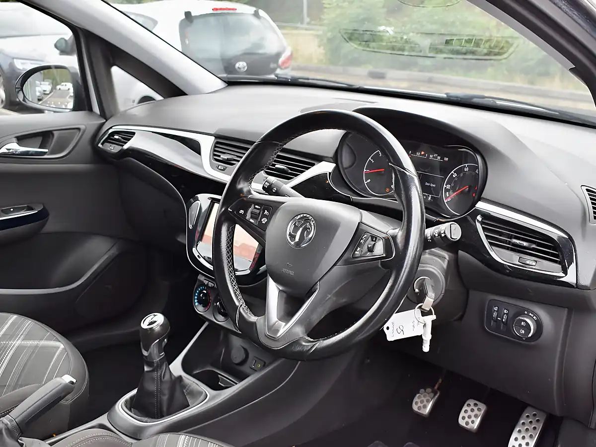 Used 2015 Vauxhall Corsa Limited Edition White - Interior and Exterior details 13